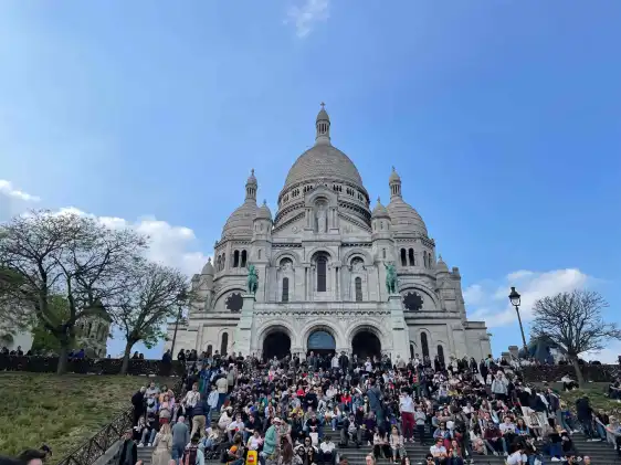 Hotels near Montmartre