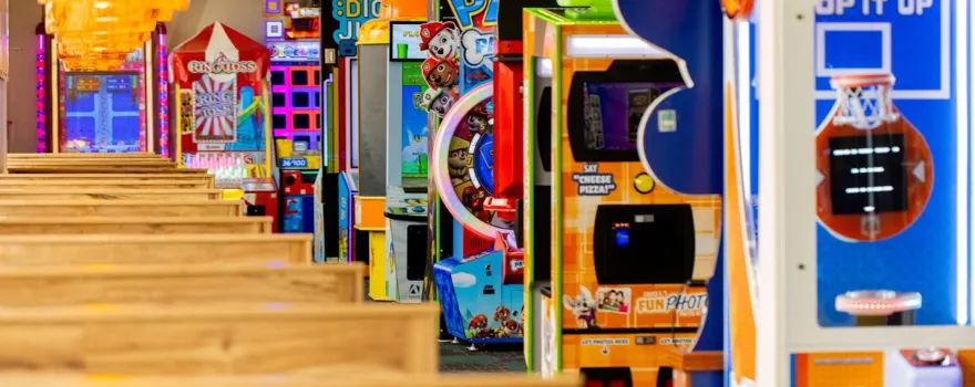 Chuck E. Cheese