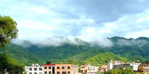 洋頭詹氏新友公祠