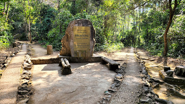 General Giap command shack