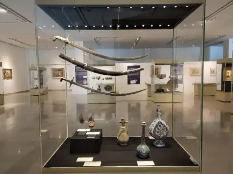 Hotels near Islamic Arts Museum Malaysia