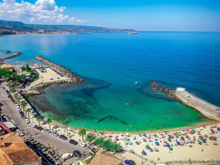 Hotels near Spiaggia Libera Pizzo Calabro