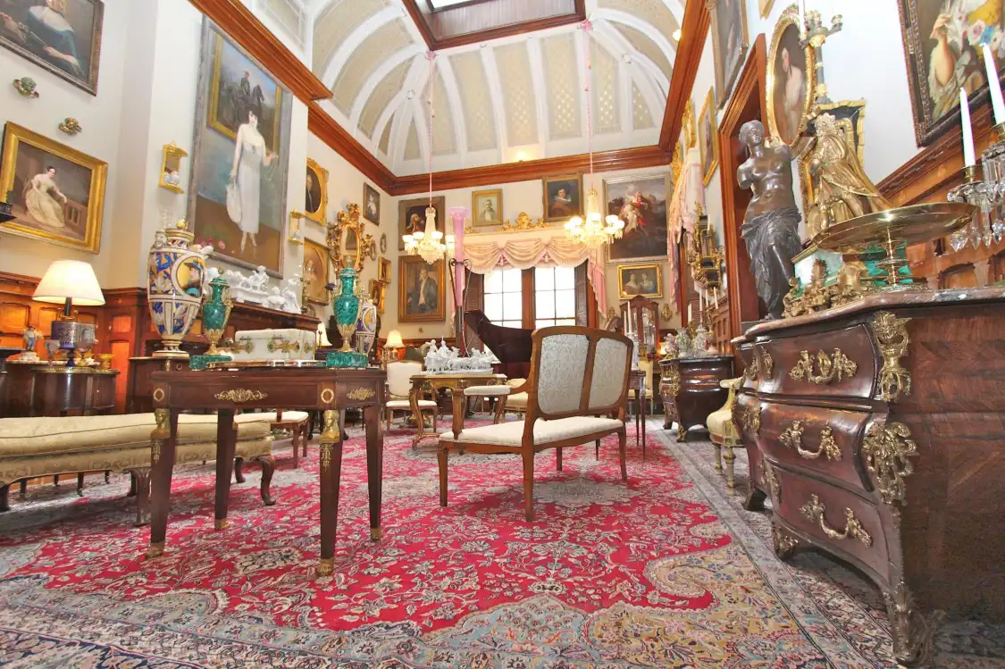 Hotel in zona The Calhoun Mansion