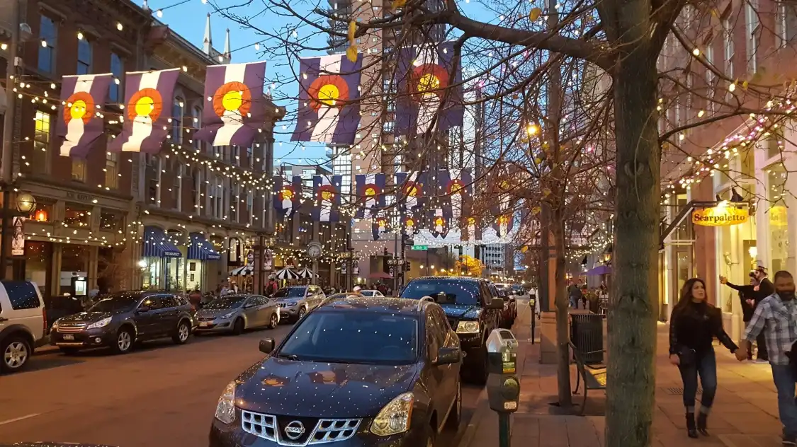 Hotels near Larimer Square