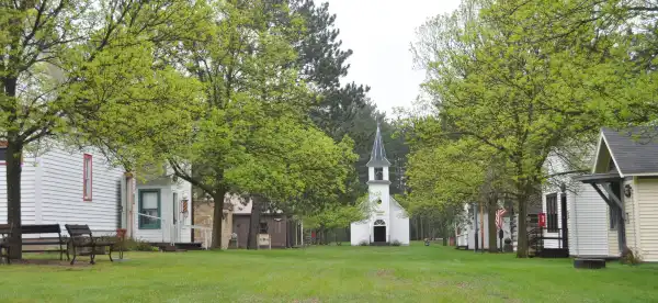 Hotels in Barron County