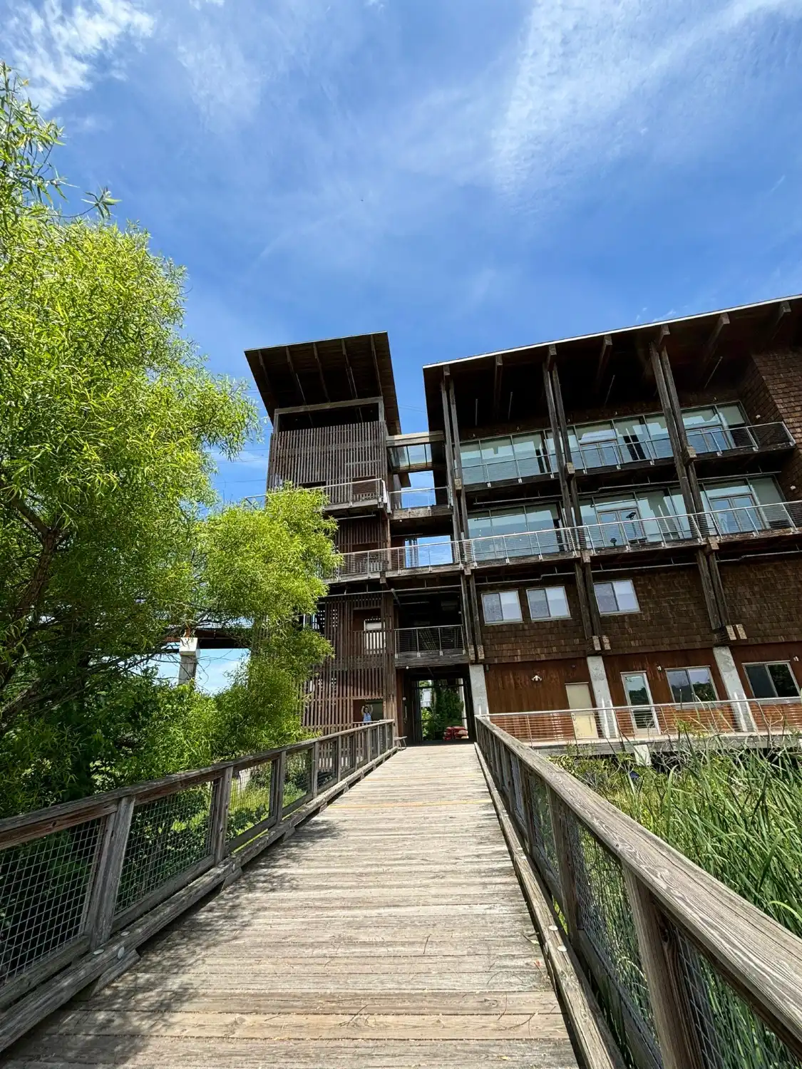 Các khách sạn gần DuPont Environmental Education Center