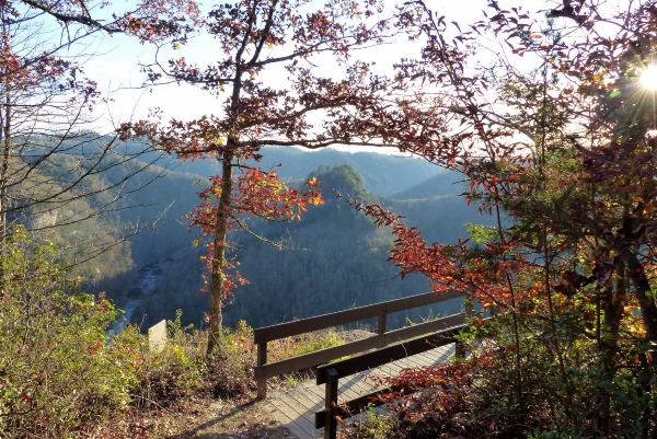 Breaks Interstate Park