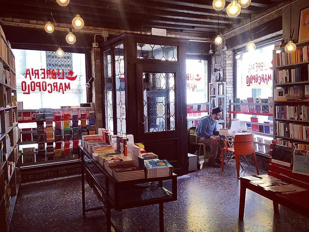 Libreria Marco Polo 주변 호텔