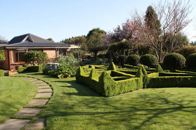 Hotels near Puketarata Garden