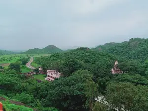 Kadia Dungar Cave