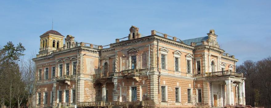 Leshhinskiye's Palace
