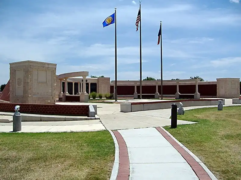 Отели рядом с достопримечательностью «Lubbock Veterans Memorial»