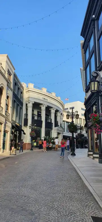 Hotels near The Golden Triangle