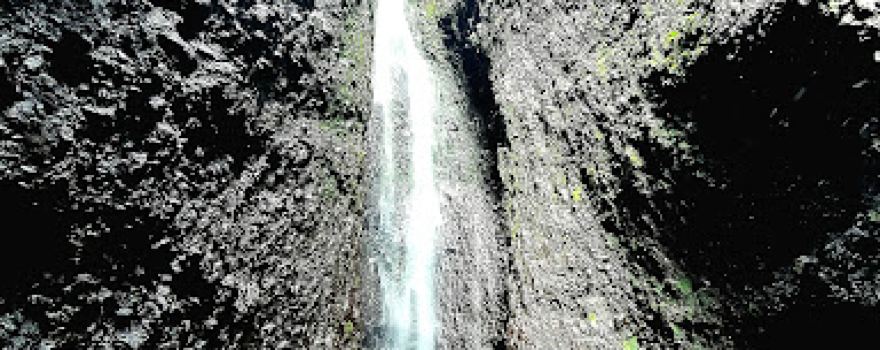 Bwa Nef Falls