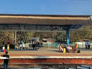 Nepanagar railway station