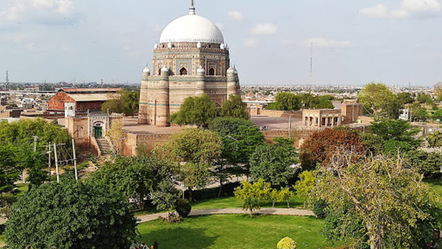 Fort Kohna Qasim Garden