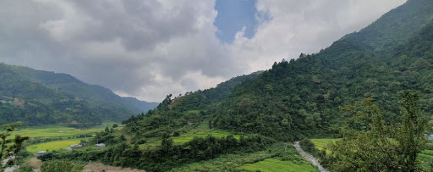 लाहुरे टाँसिएको भिर