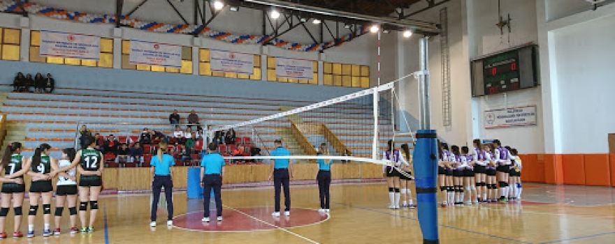 5 Şubat Spor Salonu
