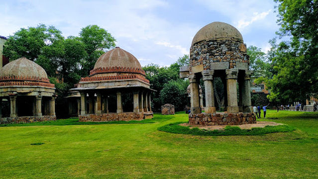 Hauz Khas Urban Wetlands by [EVOLVE]