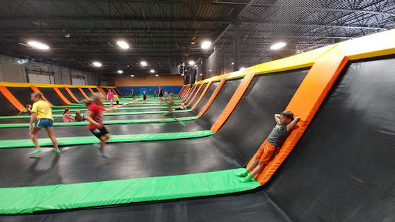 AirMaxx Trampoline Park & Warrior Course