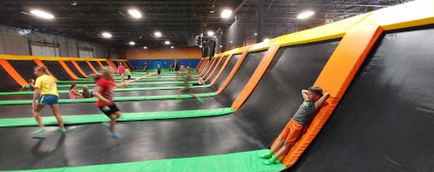 AirMaxx Trampoline Park & Warrior Course