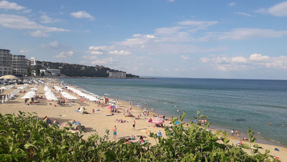 Military holiday complex