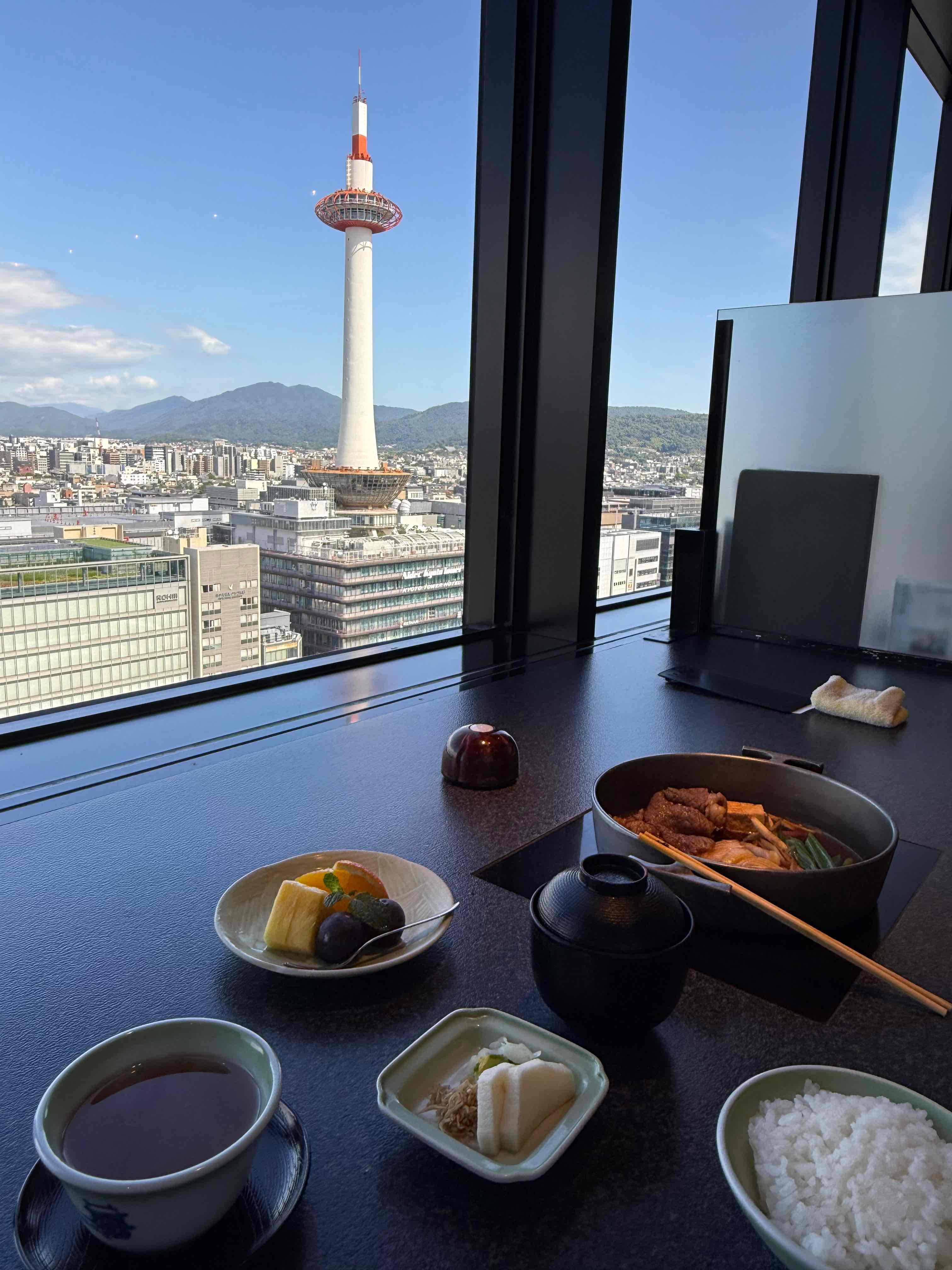 京都 ニデック京都タワー 入場Eチケット 予約【高校生】