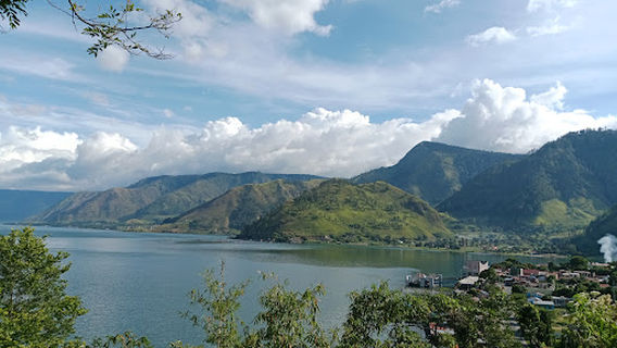 Lake Toba Viewpoint