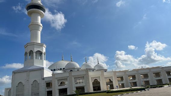 Sultan Mahmud Ri'ayat Shah Mosque