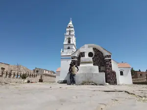 Plaza Principal de Santuario de Quillacas