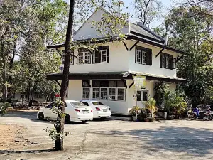 Wat Po Daeng