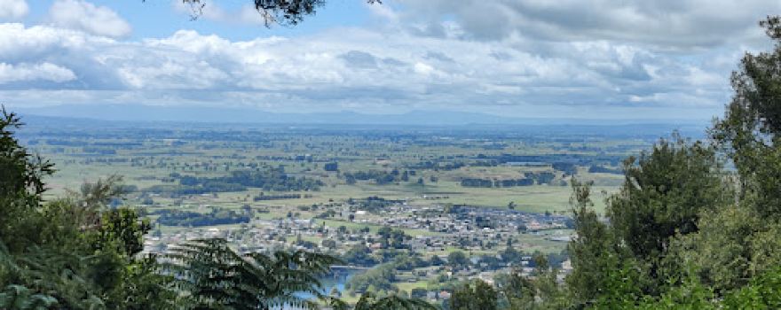 Hakarimata Summit Hiking Track