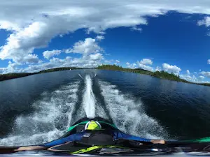 Lac Blue Sea