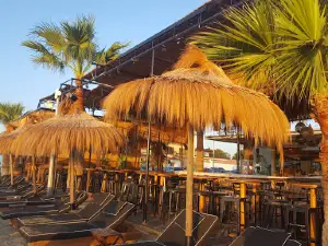 Makenzy Beach (Λάρνακας)