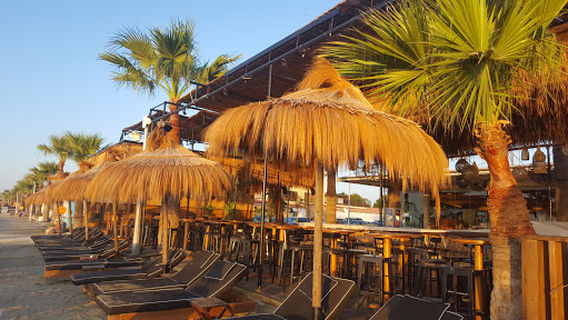 Makenzy Beach (Λάρνακας)