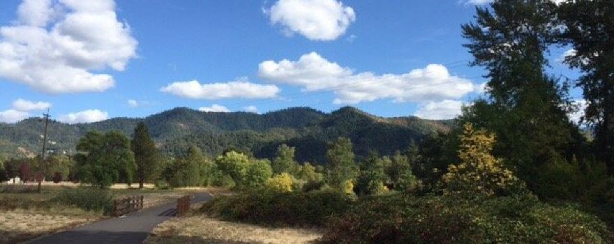Valley of the Rogue State Park