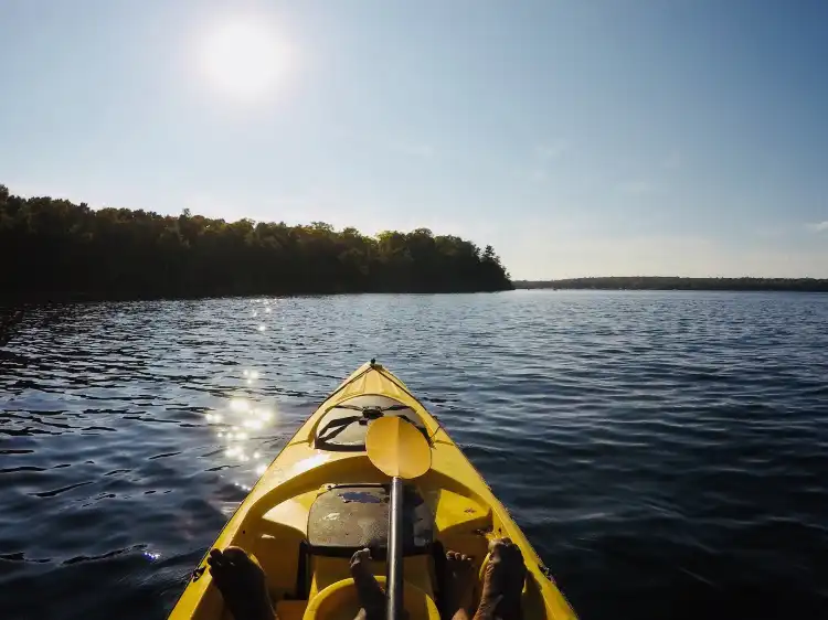 Hotels near Nicolet Bay Beach