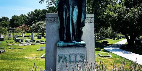 Elmwood Cemetery