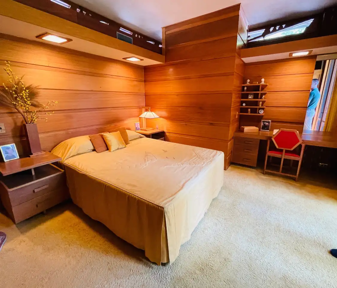 Hotels near The John and Catherine Christian House, SAMARA