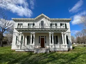Hunter-Dawson State Historic Site