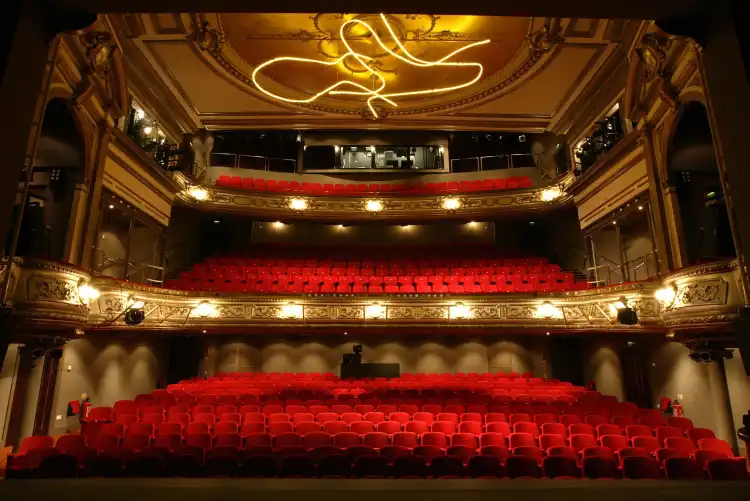 Hotels near Warner Bros. Studio Tour London