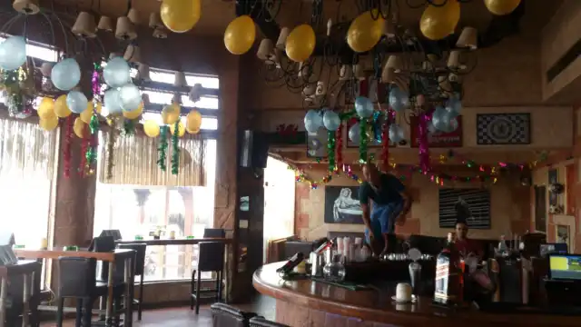 鄰近ViVA Bar的酒店