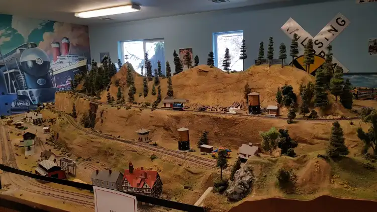 Các khách sạn gần The Children's Museum of Klamath Falls