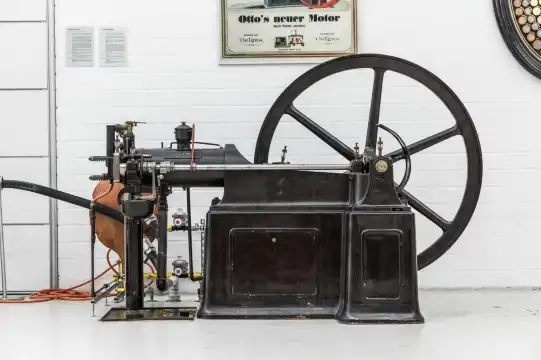 Hotel berhampiran Deutz Technikum Engine Museum