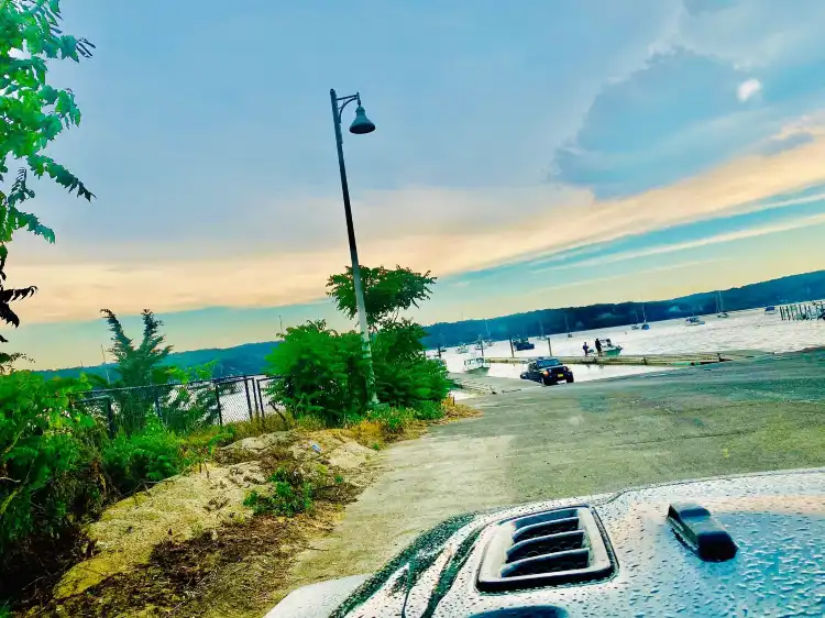 Hotels in Mount Sinai