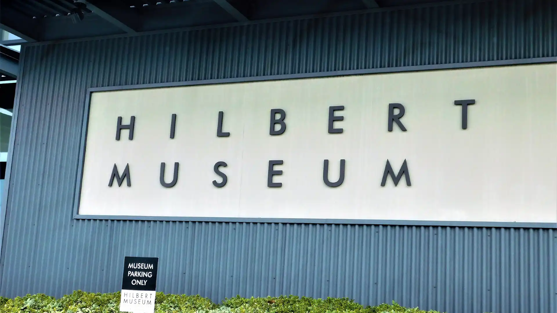 Hotels near Hilbert Museum of California Art