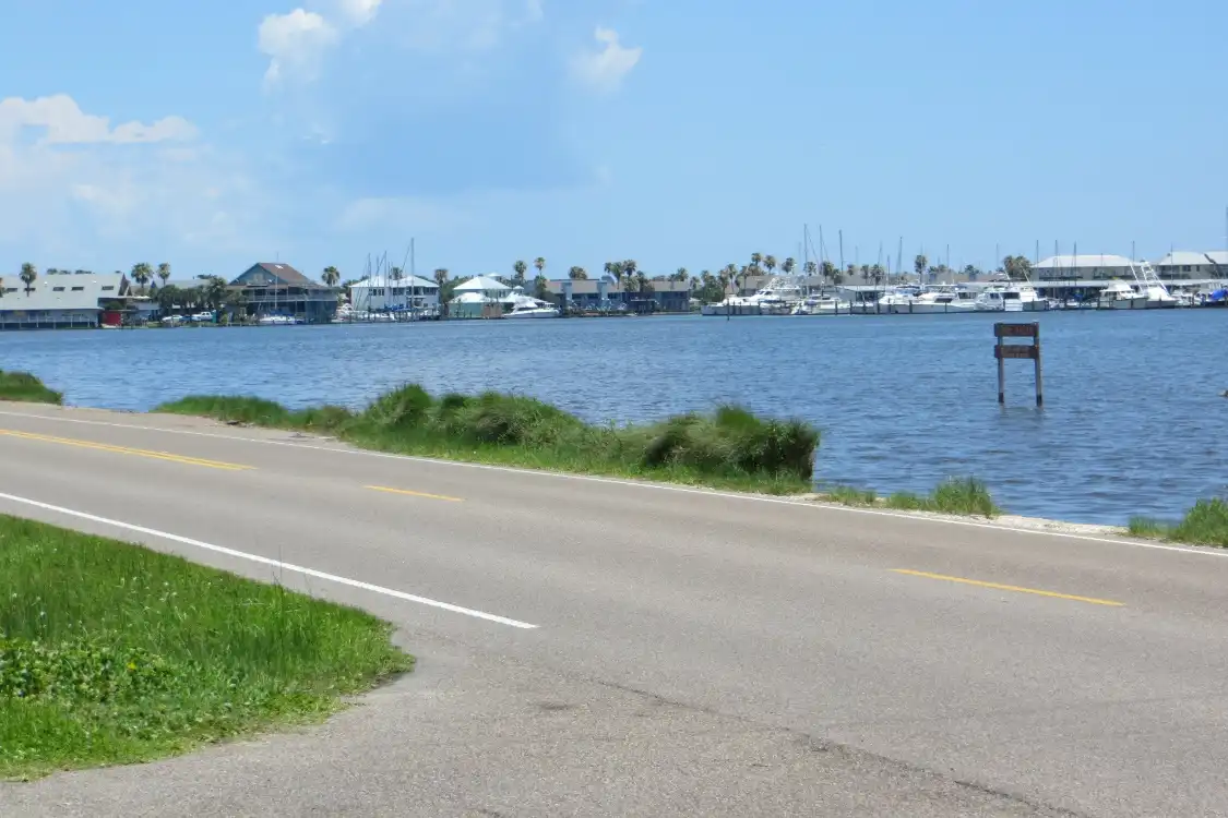 Hotels near Connie Hagar Wildlife Sanctuary