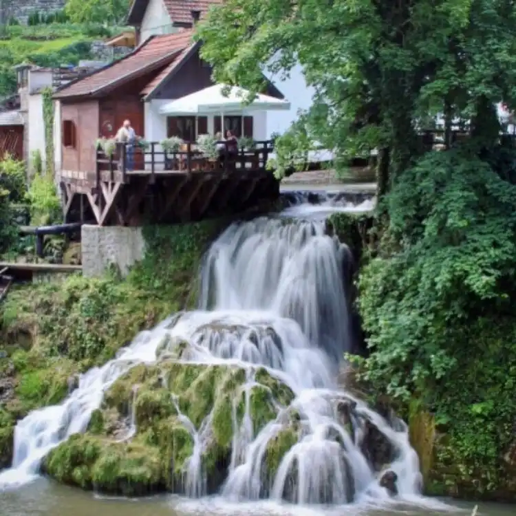 Hôtels à : Slunj