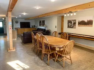 LaSada Lodge
