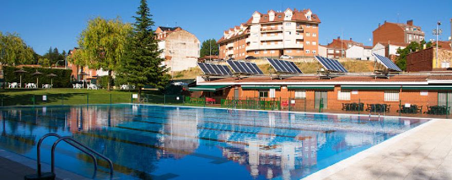 Piscina de Verano de La Virgen del Camino